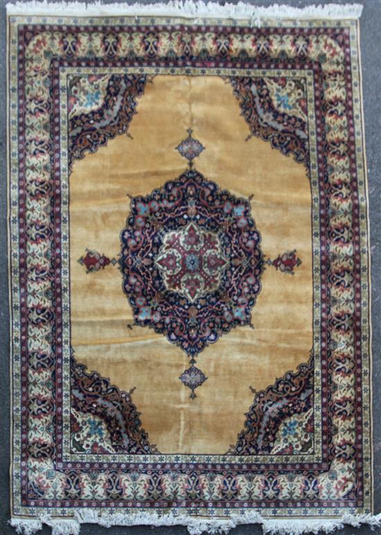 A Central Persian style carpet, 11ft 9in by 9ft.